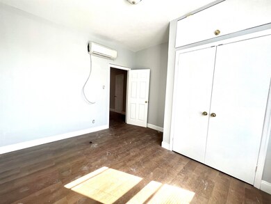934 Pavonia Ave unit 4, Jersey City, NJ 07306 - photo 4