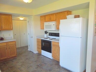 9333 Monique Dr, Fort Wayne, IN 46835 - photo 7