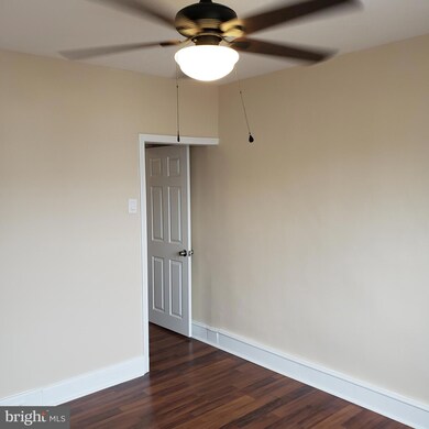 322 Greenway Ave, Darby, PA 19023 - photo 6