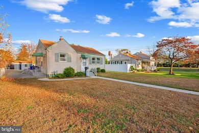 610 Lee Ave, Beverly, NJ 08010 - photo 4