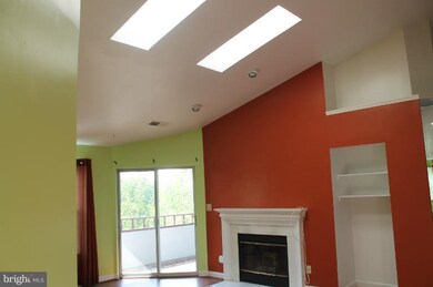 13708 Modrad Way unit 41, Silver Spring, MD 20904 - photo 3