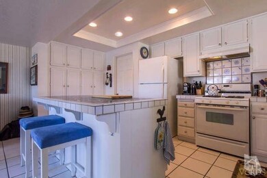 293 Pebble Beach Dr unit 61, Newbury Park, CA 91320 - photo 6