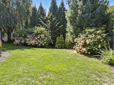 47 Emerson St, Wakefield, MA 01880 - photo 6