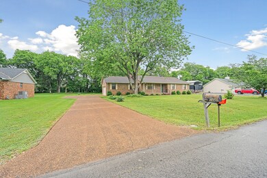 344 Highfield Dr, Murfreesboro, TN 37128 - photo 4
