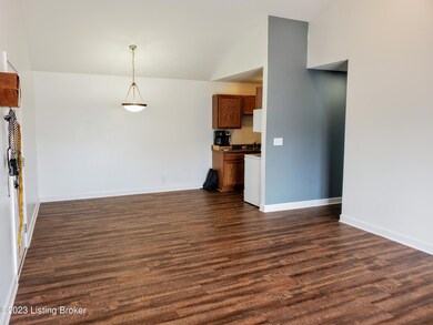 163 Central Blvd unit 65, Mount Washington, KY 40047 - photo 4