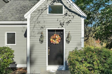 427 N Main St, Wolfeboro, NH 03894 - photo 4