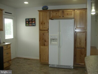 322 Thompson Hollow Rd, Bentonville, VA 22610 - photo 2