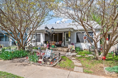 1411 W Gandy St, Denison, TX 75020 - photo 3