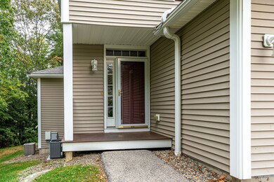 16 Lilac Ln, Newmarket, NH 03857 - photo 2