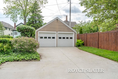 CollegeAve.72