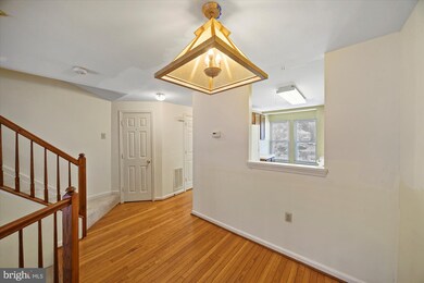 3435 Lindenwood Dr, Laurel, MD 20724 - photo 5