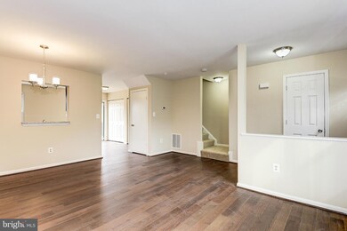 18710 Winding Creek Place, Germantown, MD 20874 - photo 4