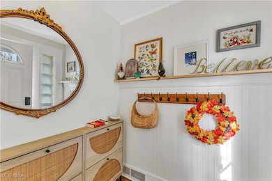 1304 Lakeview Ave, Lorain, OH 44053 - photo 2