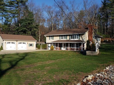 37 Mueller Rd, Holyoke, MA 01040 - photo 4