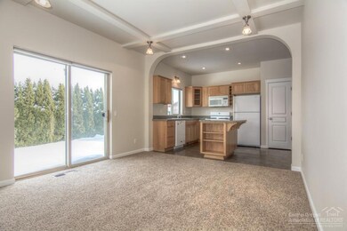 1814 NW Jackpine Ave, Redmond, OR 97756 - photo 6