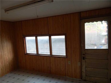 Sunroom.