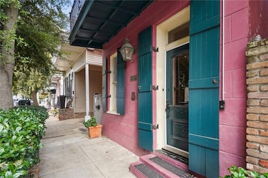 621 Mandeville St, New Orleans, LA 70117 - photo 2