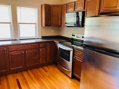 414 Lovell St unit 2, Worcester, MA 01602 - photo 5