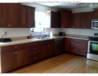 14 Bit Cir, Scott Depot, WV 25560 - photo 3