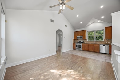 1601 Miriam Ave unit 315, Austin, TX 78702 - photo 6