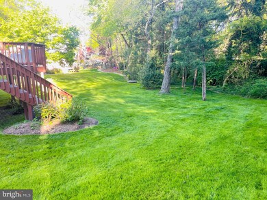 3915 Laro Ct, Fairfax, VA 22031 - photo 3