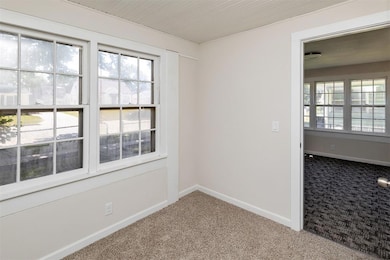 2436 E Walnut St, Des Moines, IA 50317 - photo 5