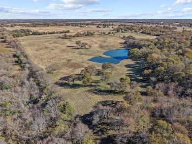 602 N Water St unit FM1752, Savoy, TX 75479 - photo 4