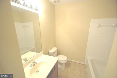 7201 Finch Ln, Fredericksburg, VA 22407 - photo 4