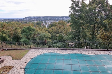 51 Columbus Ave, Totowa, NJ 07512 - photo 6