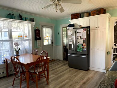 05 Kitchen