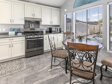 15935 Spring Oaks Rd unit 98, El Cajon, CA 92021 - photo 5