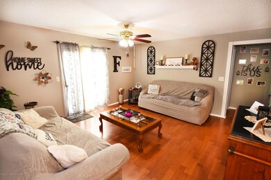 6. Living Room 1