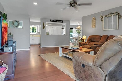 Living room 1