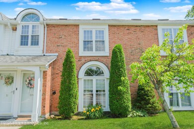 51 Village Ln unit A, Staten Island, NY 10312 - photo 3