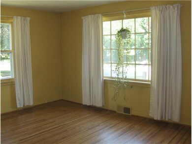 Living Room Livingroom has Hardwood floors