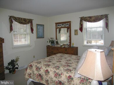 11922 Big Spring Rd, Clear Spring, MD 21722 - photo 7