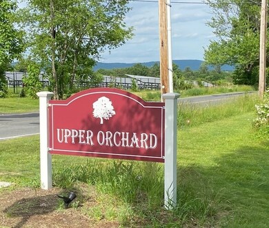 8 Baldwin Ln, Amherst, MA 01002 - photo 2