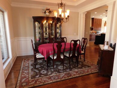 Formal Dining