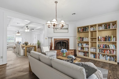 612 W San Antonio St, Fredericksburg, TX 78624 - photo 5