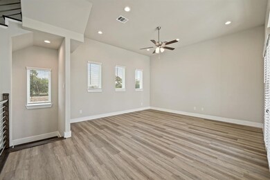 9016 Lonestar Creekbend Ln, Houston, TX 77080 - photo 7