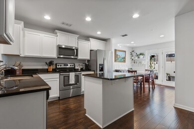 1002 Muna Ct, Spring Hill, TN 37174 - photo 5