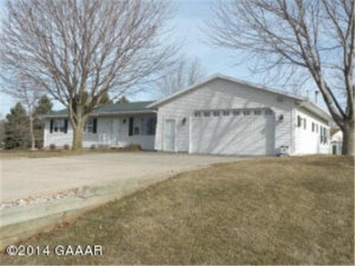 209 E Lake Geneva Rd NE unit NE, Alexandria, MN 56308 - photo 2
