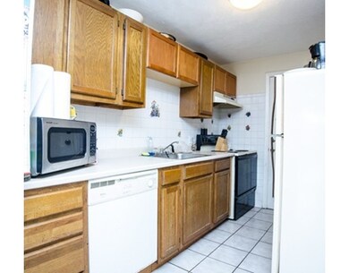 700 Governors Dr unit 35, Winthrop, MA 02152 - photo 4