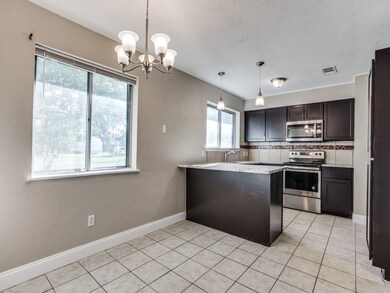 301 Springwillow Rd, Burleson, TX 76028 - photo 4