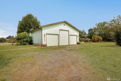 23828 SE 471st St, Enumclaw, WA 98022 - photo 5