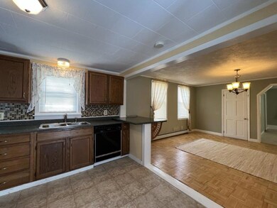 12 Winter St, Waterville, ME 04901 - photo 5
