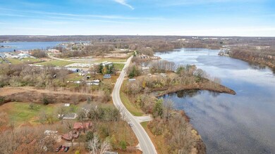 147 W Mcclung Rd, La Porte, IN 46350 - photo 2