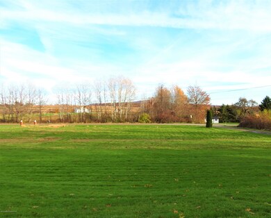 505 Overlook Dr, Falls, PA 18615 - photo 5