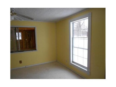 6535 Putnam Dr, Circleville, OH 43113 - photo 5