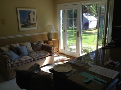 Eat-in Kitchen Area / Sitting Area